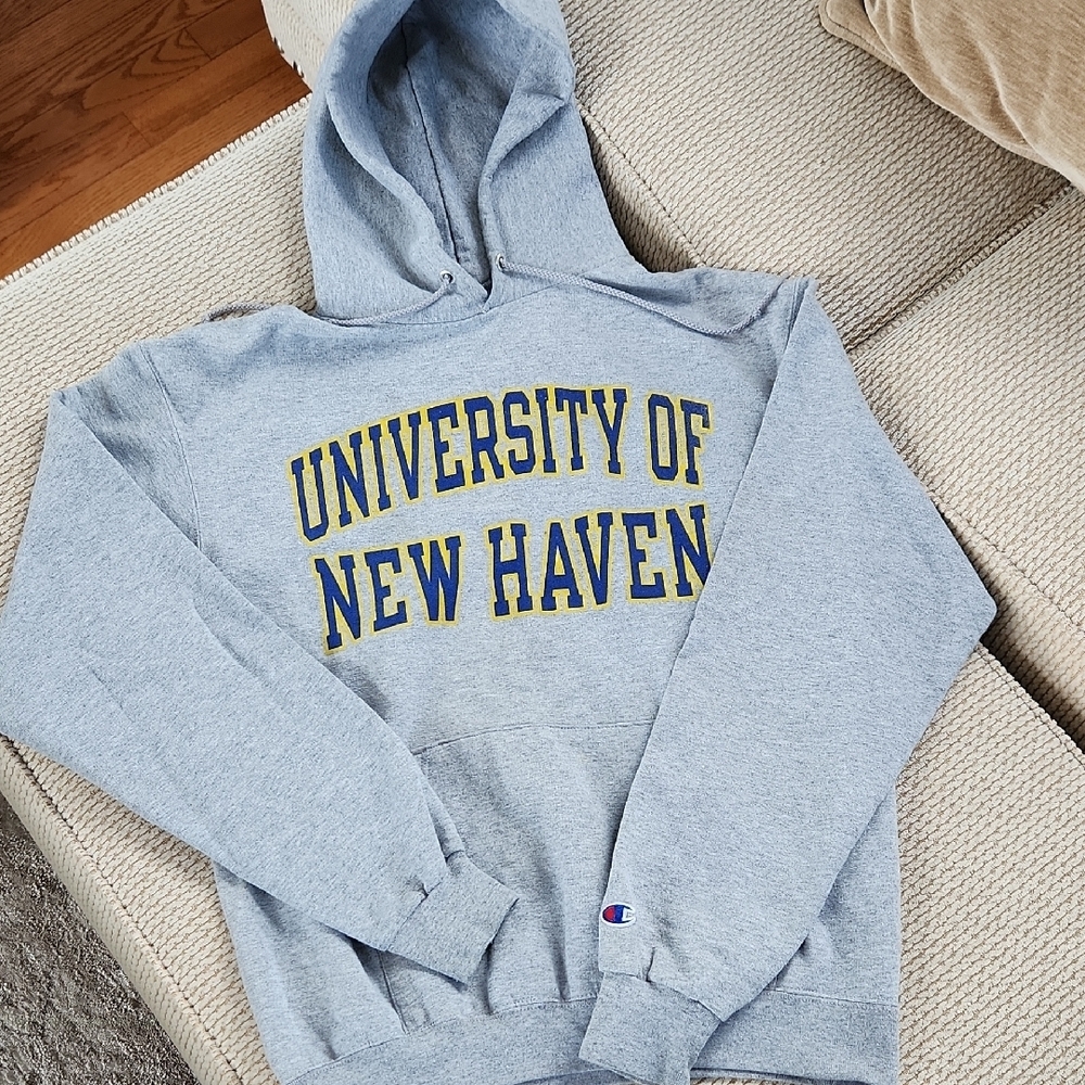 Like New!  Champion Hooded Sweatshirt, Medium, University Of New Haven
